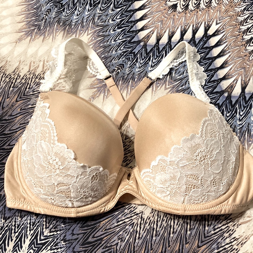 36D Demi push up bra